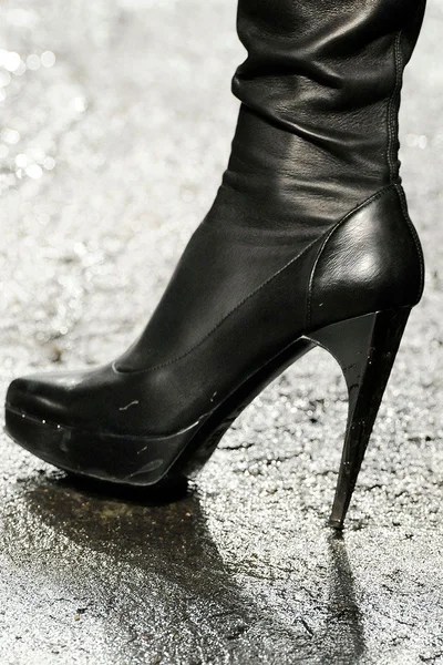 Look 25